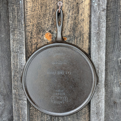 Vintage Wagner Ware Cast Iron Fat Free Fryer Skillet Griddle 1102