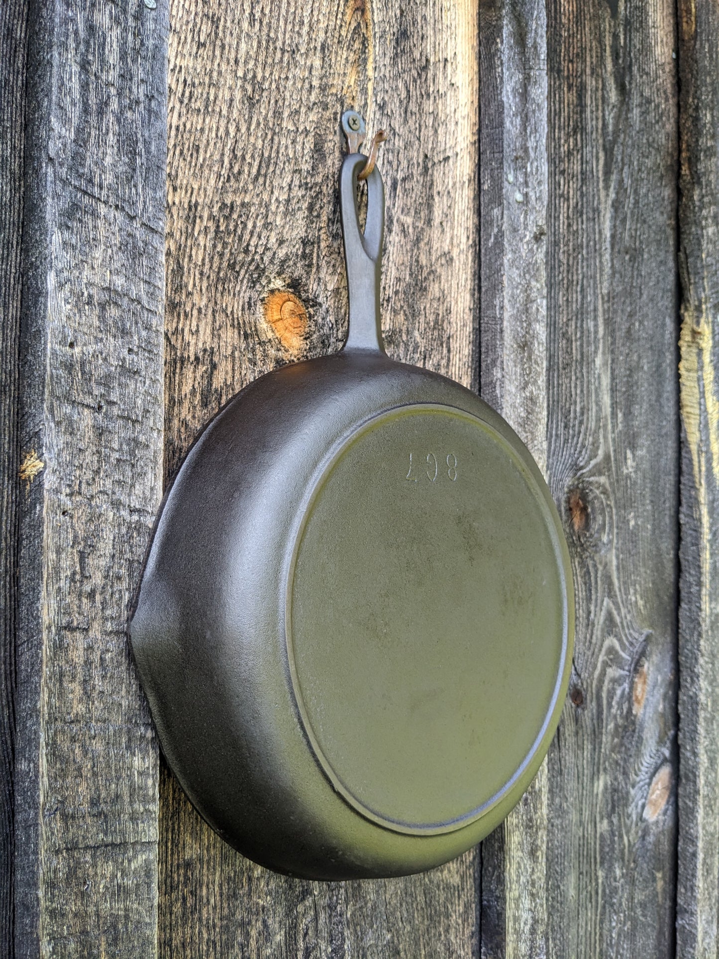 BSR Red Mountain #8 Cast Iron Skillet with Lid