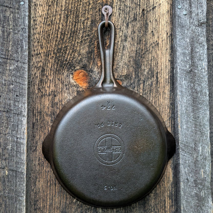 Vintage Griswold #5 Cast Iron Skillet with Small Block Logo and Grooved Handle 724 K