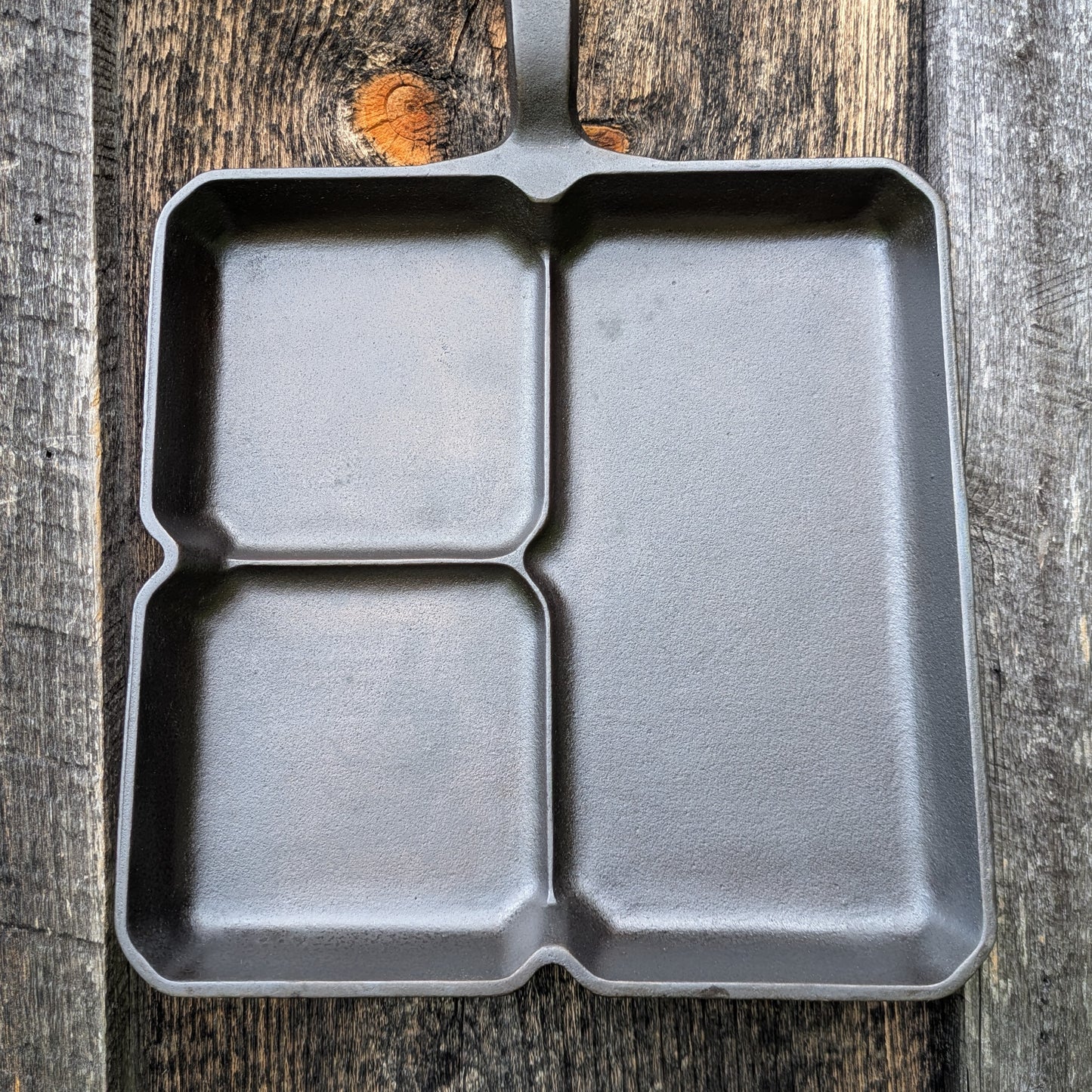 Griswold Cast Iron Square Colonial Breakfast Skillet 666