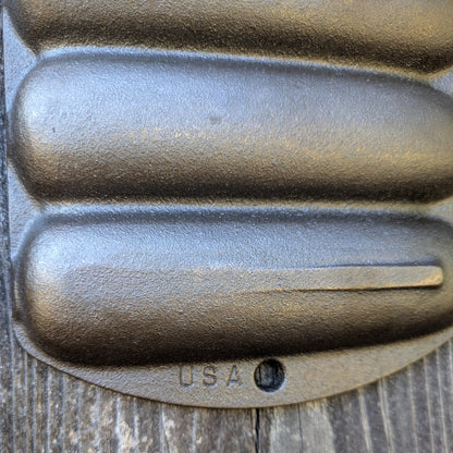 Lodge Cast Iron Corn Stick Pan with 5 Molds, 527C2
