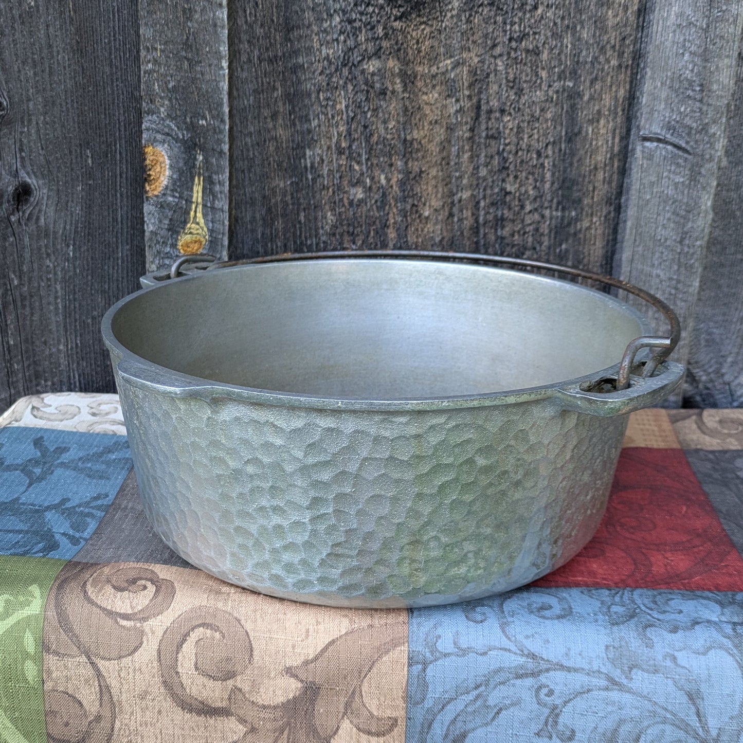 Wagner Ware Hammered Aluminum Round Roaster #8 with Lid 3248