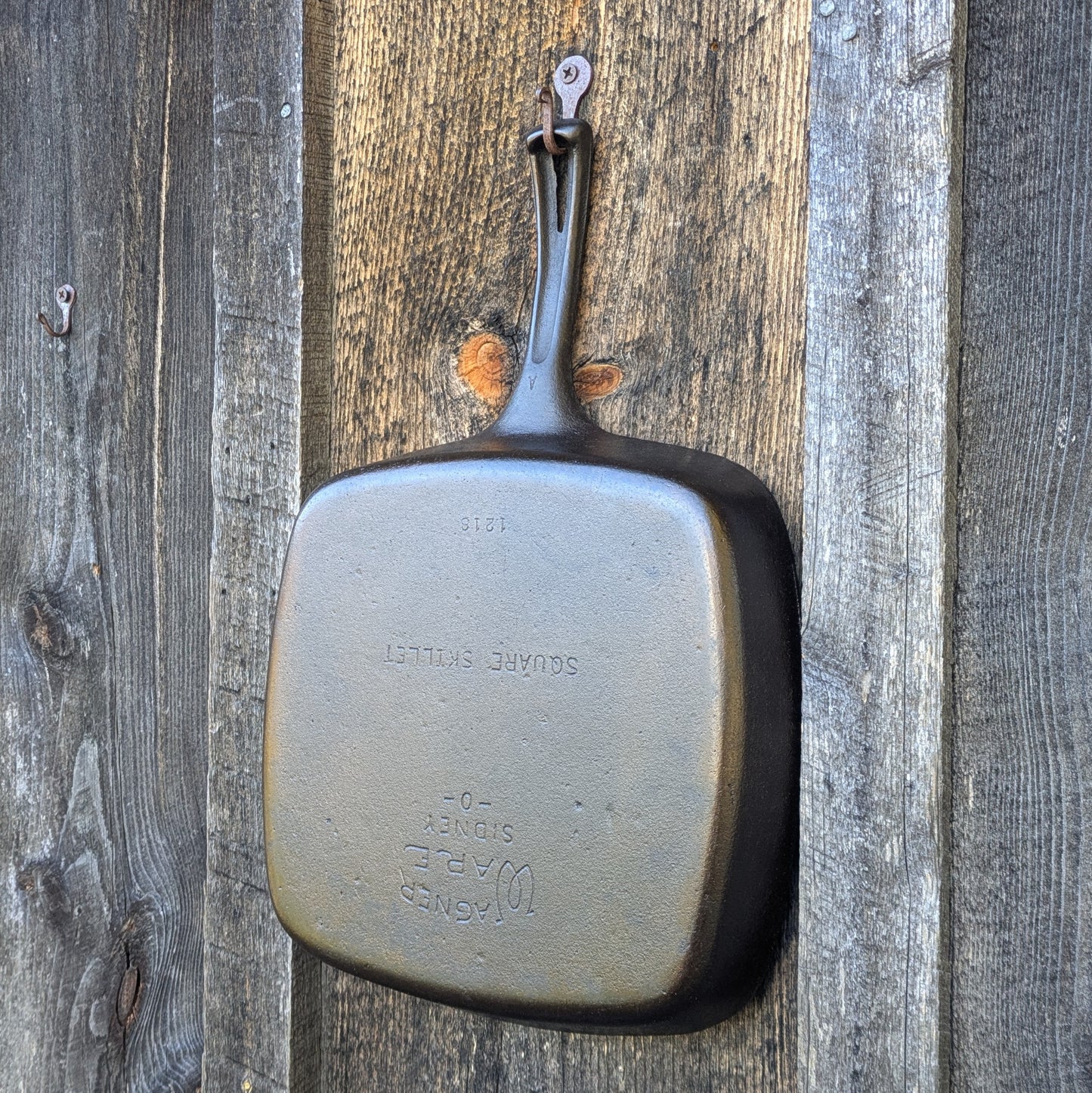 Vintage Wagner Ware Cast Iron Square Skillet 1216