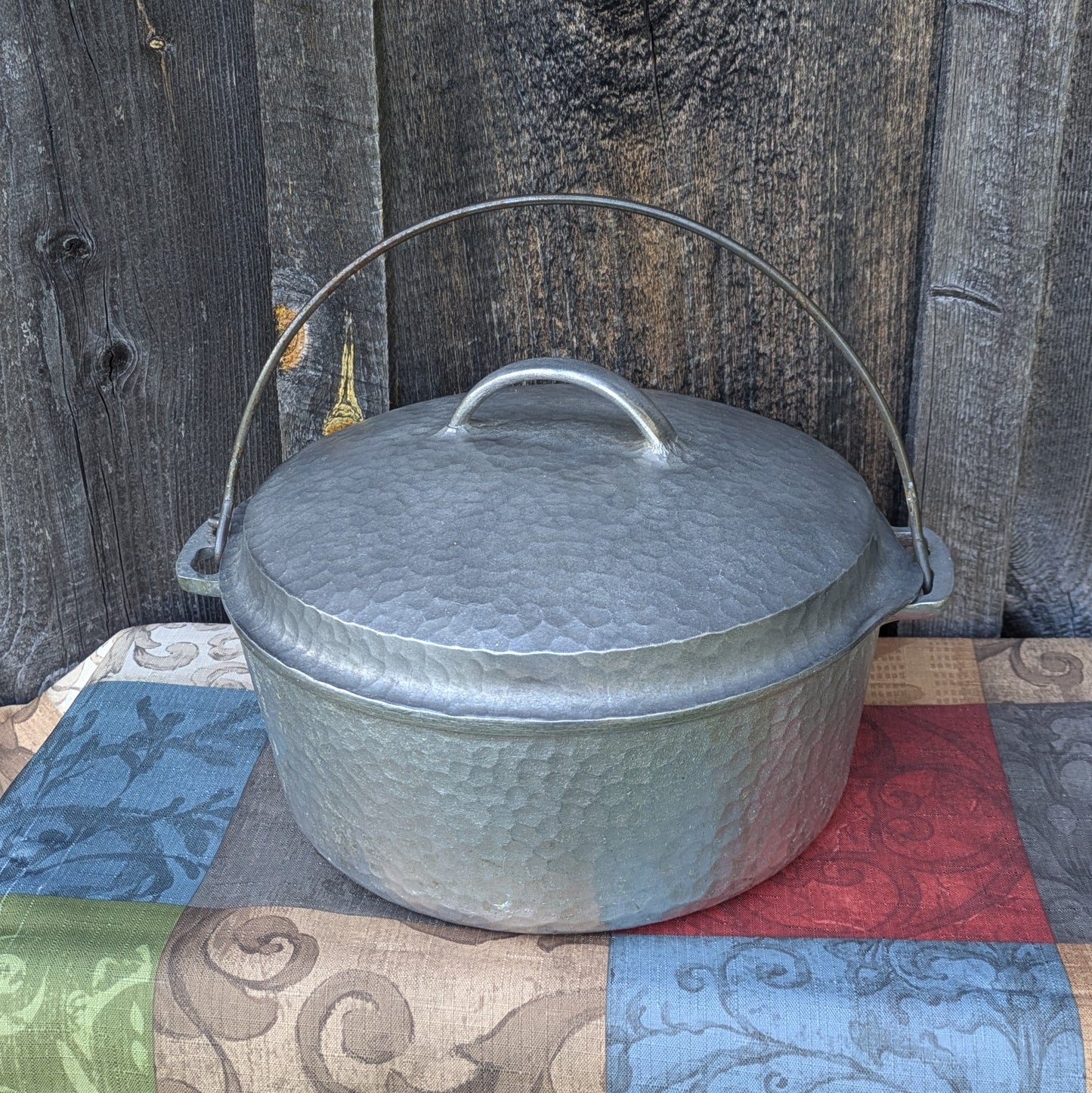 Wagner Ware Hammered Aluminum Round Roaster #8 with Lid 3248