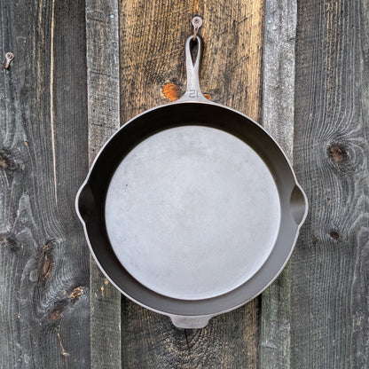 Griswold #12 Cast Iron Skillet with Large Block Logo and Heat Ring
