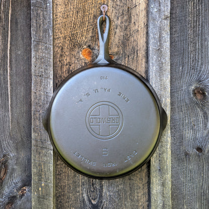 Vintage Griswold #9 Cast Iron Skillet Large Block Logo 710