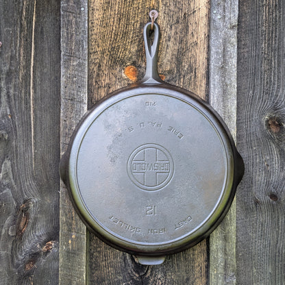 Griswold #12 Large Cast Iron Skillet with Large Block Logo and Heat Ring 719
