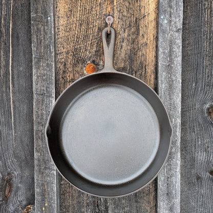 BSR Red Mountain #8 Cast Iron Skillet with Heat Ring