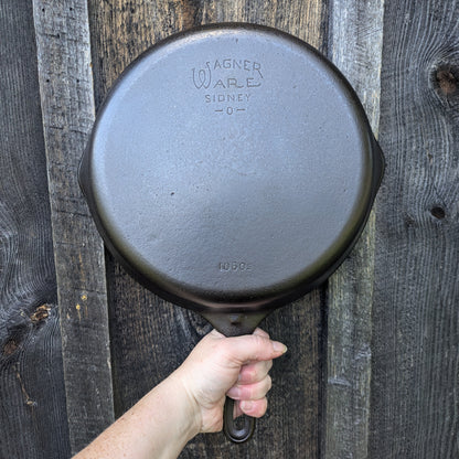 Vintage Large Wagner Ware #10 Cast Iron Skillet Sidney O 1060 S