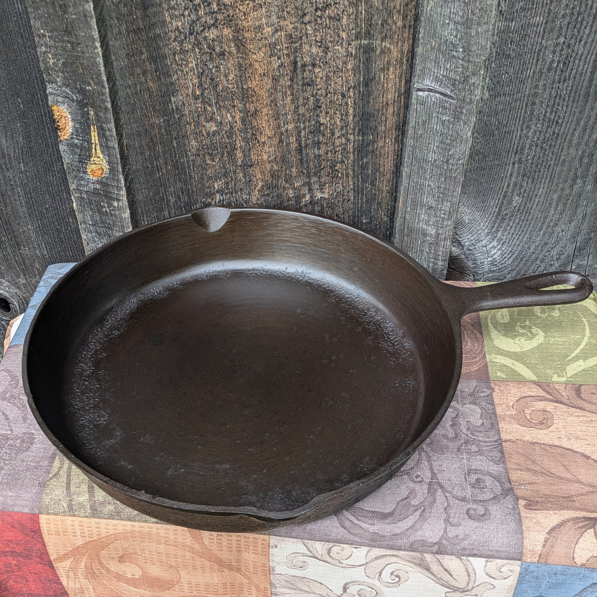 BSR Century Series #10 Cast Iron Skillet with Lid