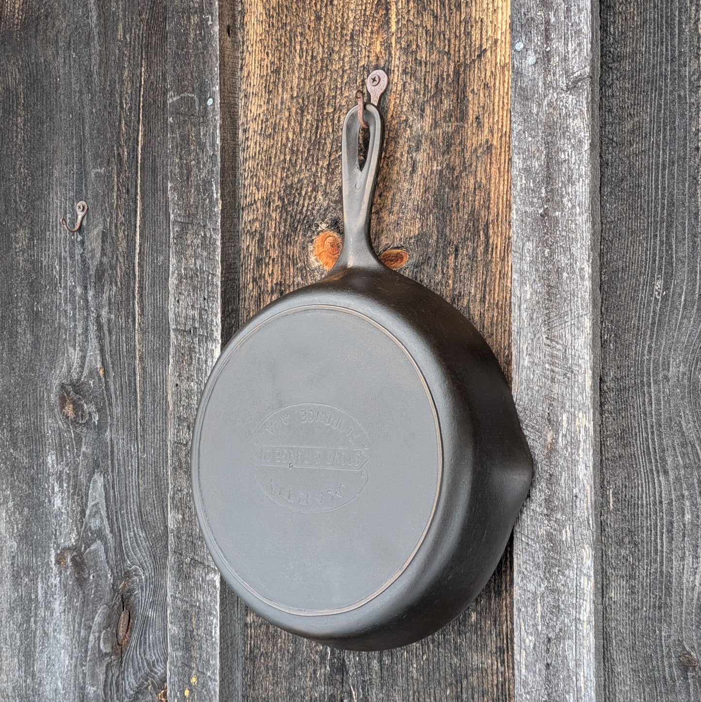 Vintage Martin Stove & Range Cast Iron Skillet #8 with Hamburger Logo