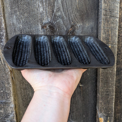 Lodge Cast Iron Corn Stick Pan with 5 Molds, 527C2