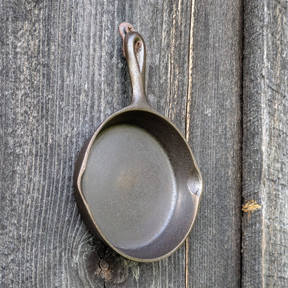 Wagner Ware Cast Iron Toy Skillet Size 0 Sidney Ohio