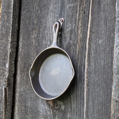 Wagner Ware Cast Iron Toy Skillet Size 0 Sidney Ohio