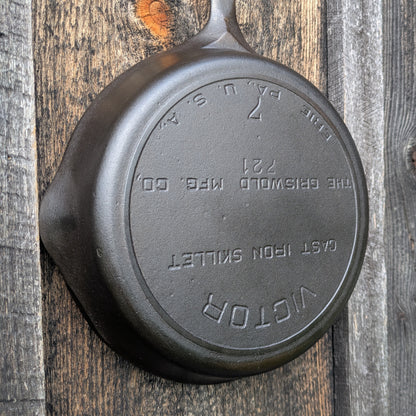 Vintage Victor by Griswold #7 Cast Iron Skillet Fully Marked 721 Erie PA