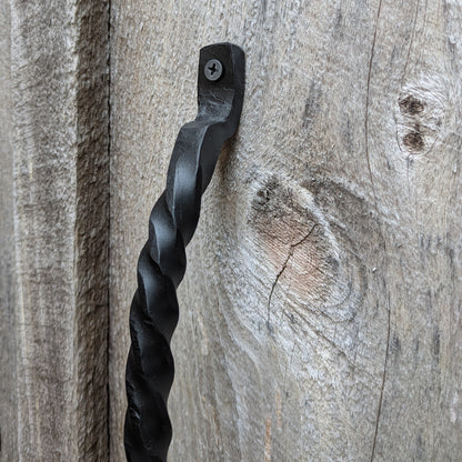 Single Curved Twisted Hand Forged Handle
