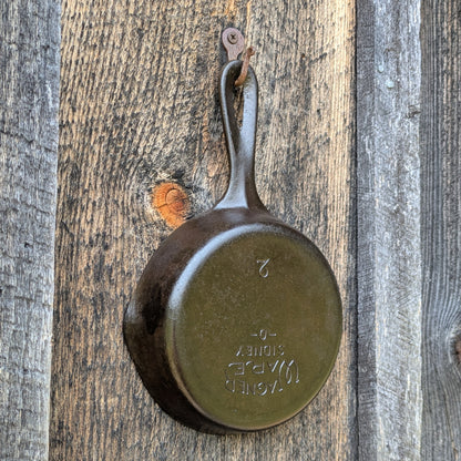 Vintage Wagner Ware #2 Cast Iron Skillet