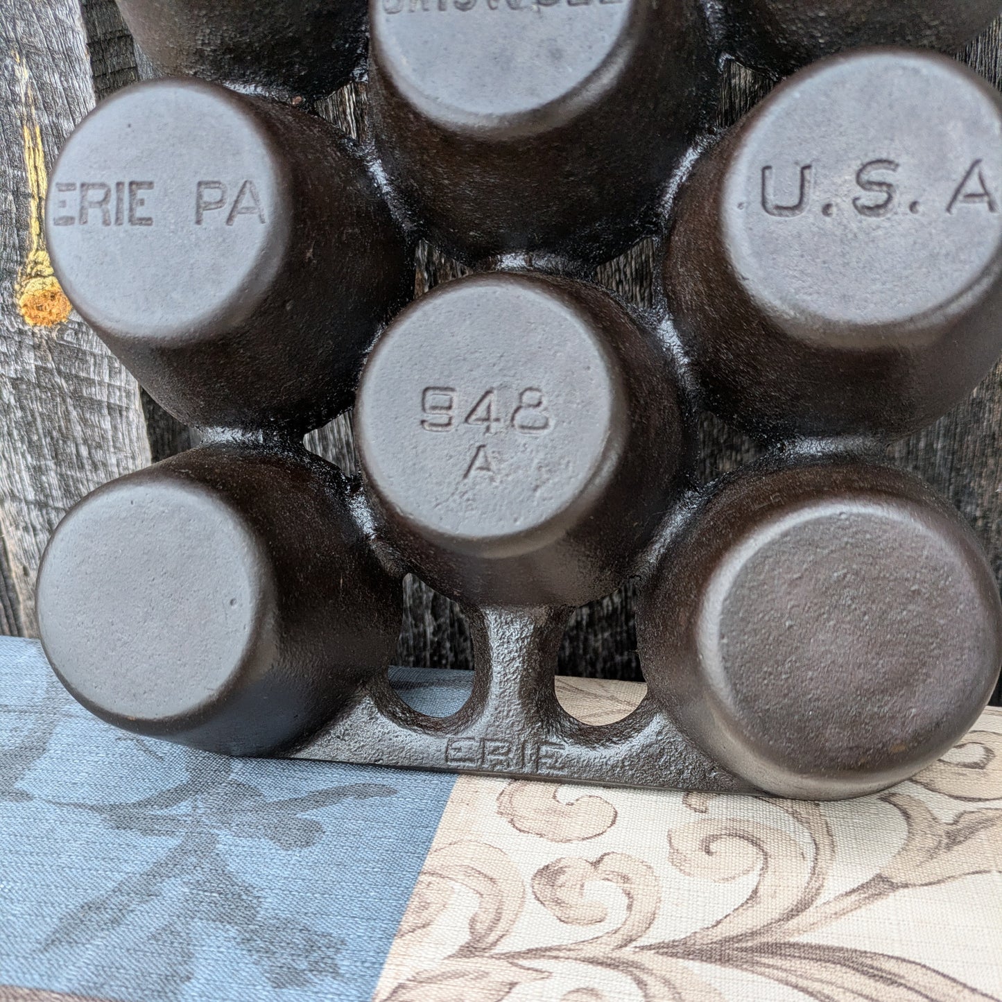 Griswold No. 10 Popover or Muffin Pan 948 A, Variation 11