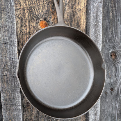 BSR Red Mountain #8 Cast Iron Skillet with Heat Ring