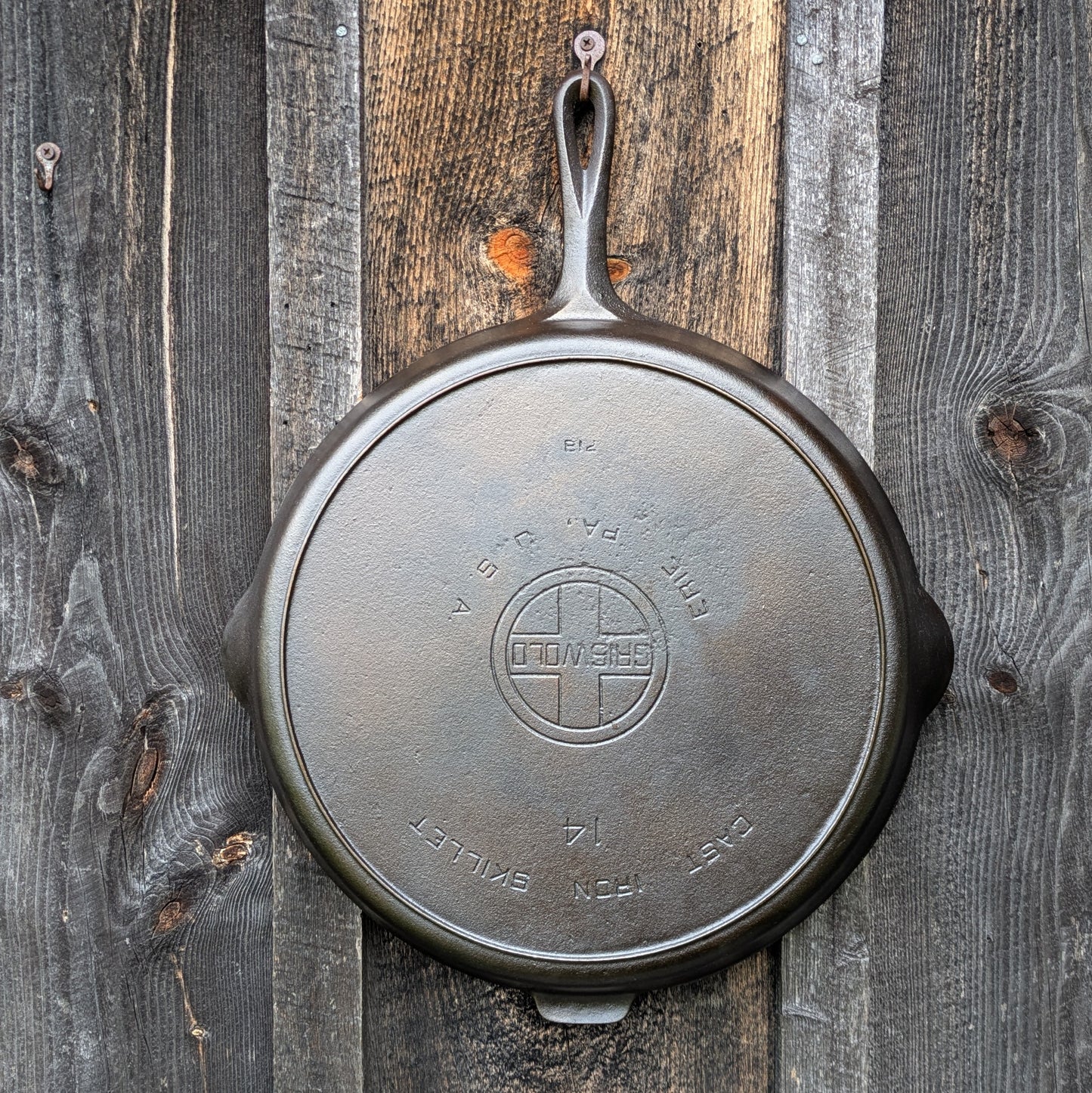 Griswold #14 Cast Iron Skillet with Large Block Logo 718