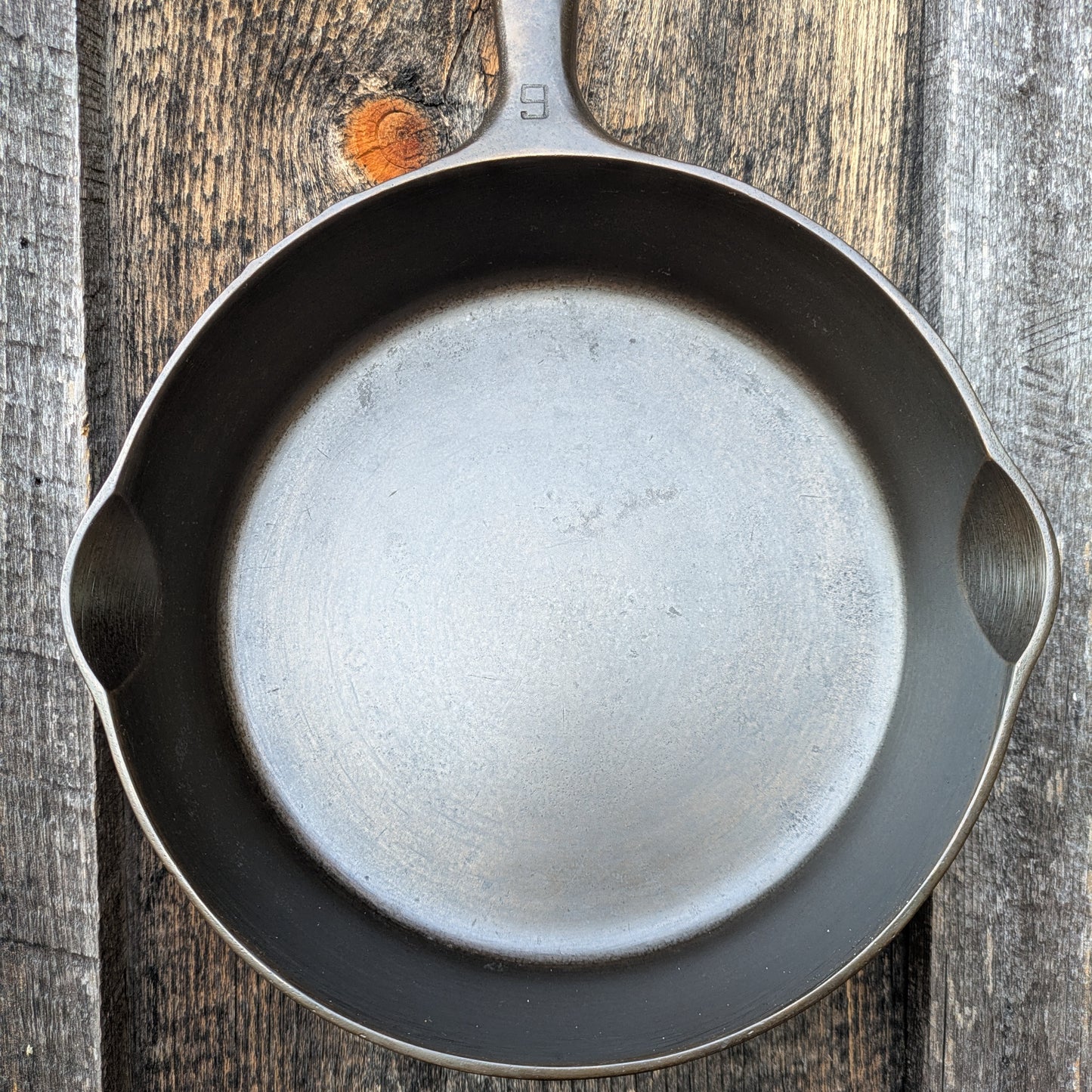 Griswold Small Block Logo #6 Cast Iron Skillet with Late Handle 699 W