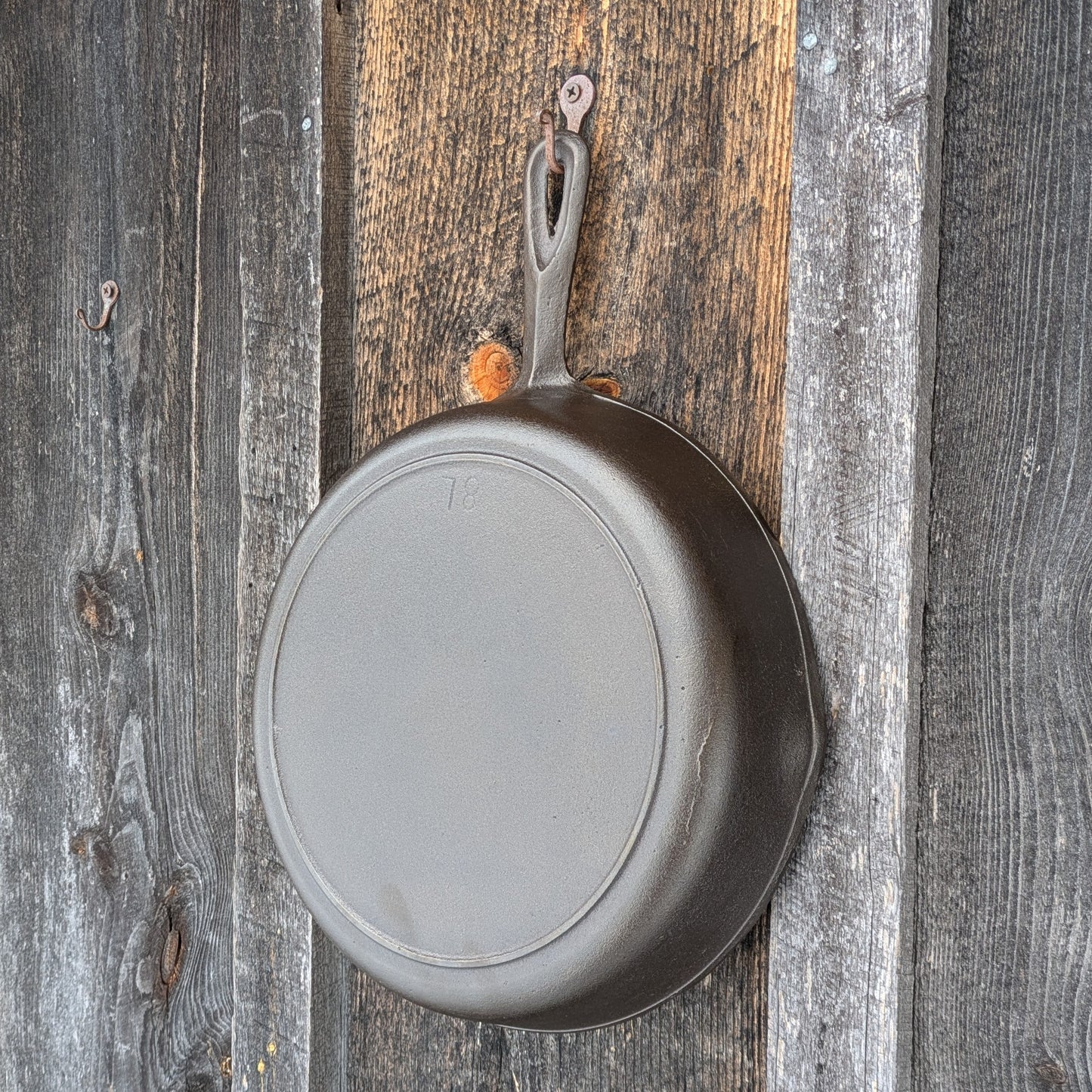 BSR Red Mountain #8 Cast Iron Skillet with Heat Ring