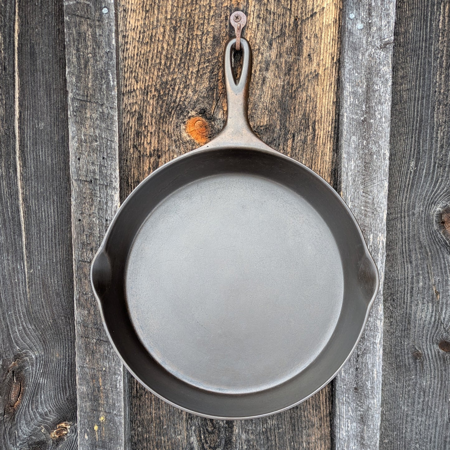 Antique Cast Iron National Skillet, Size #9, made by Wagner Ware