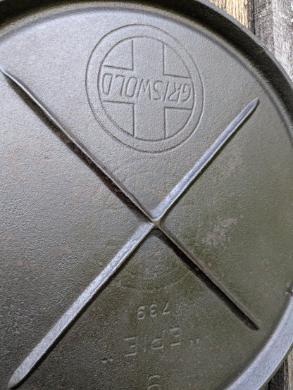 Griswold #9 Cast Iron Skillet Griddle Slant Erie Logo 739