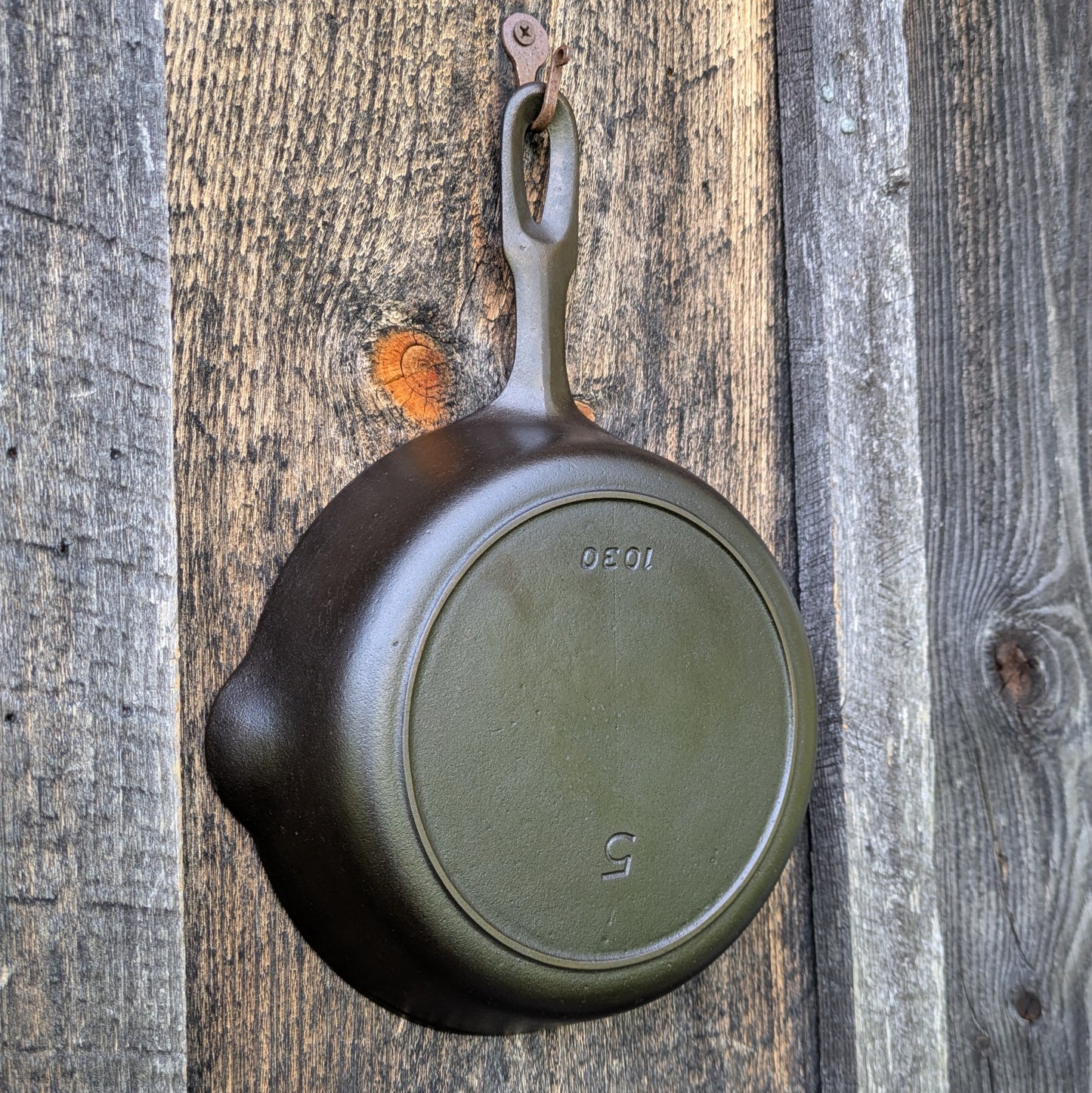 Vintage Griswold Iron Mountain #5 Cast Iron Skillet 1030