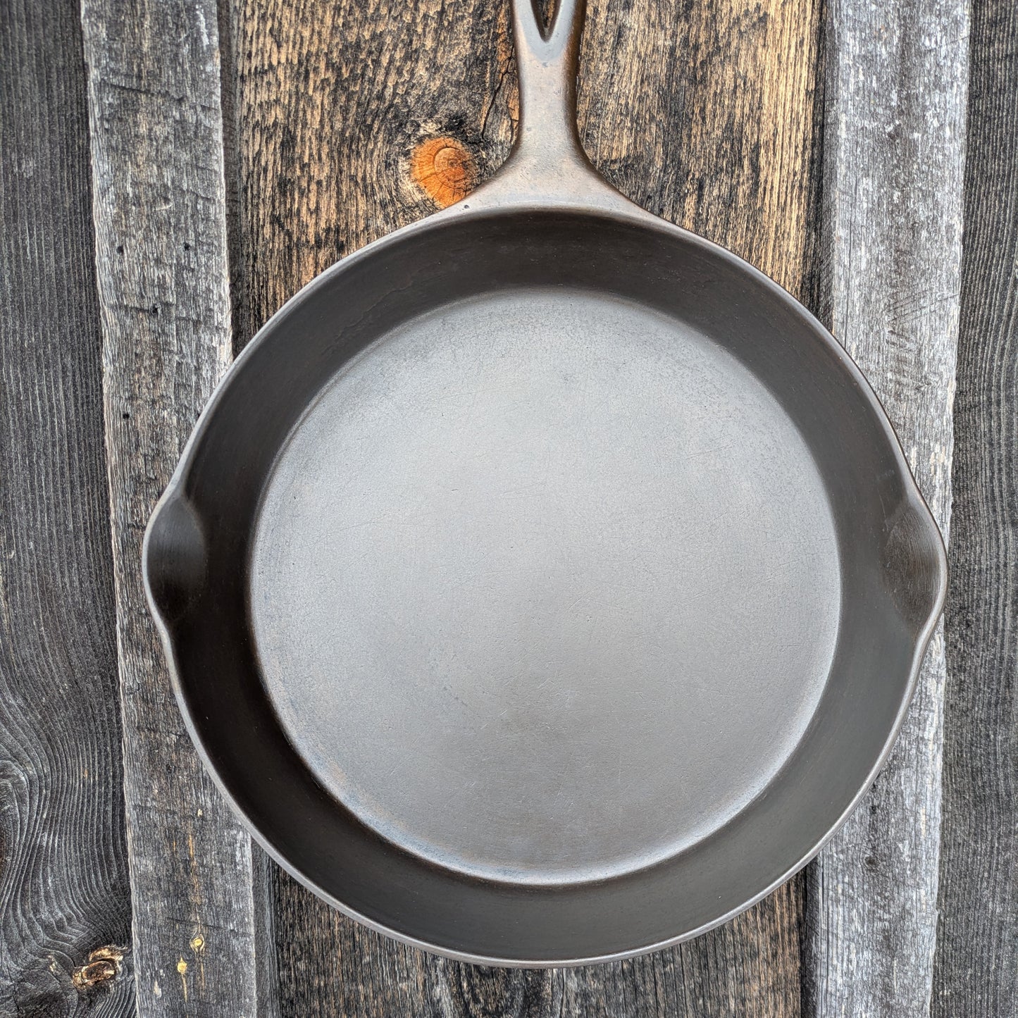 Antique Cast Iron National Skillet, Size #9, made by Wagner Ware