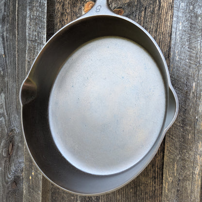 Vintage Griswold #8 Slant EPU Cast Iron Skillet 704 M