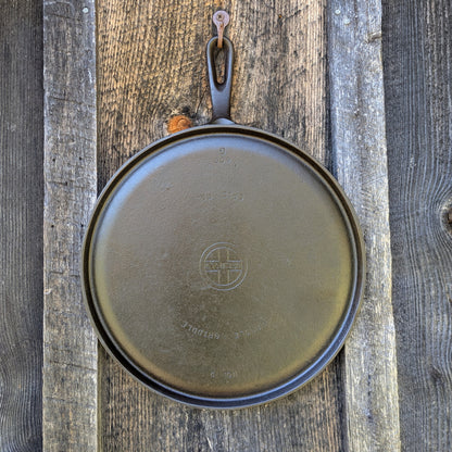 Griswold #9 Handle Griddle Cast Iron Skillet 609 G Small Block Logo