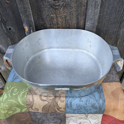 Magnalite Cast Aluminum 13 Quart Oval Roaster 4267-P by Wagner Ware