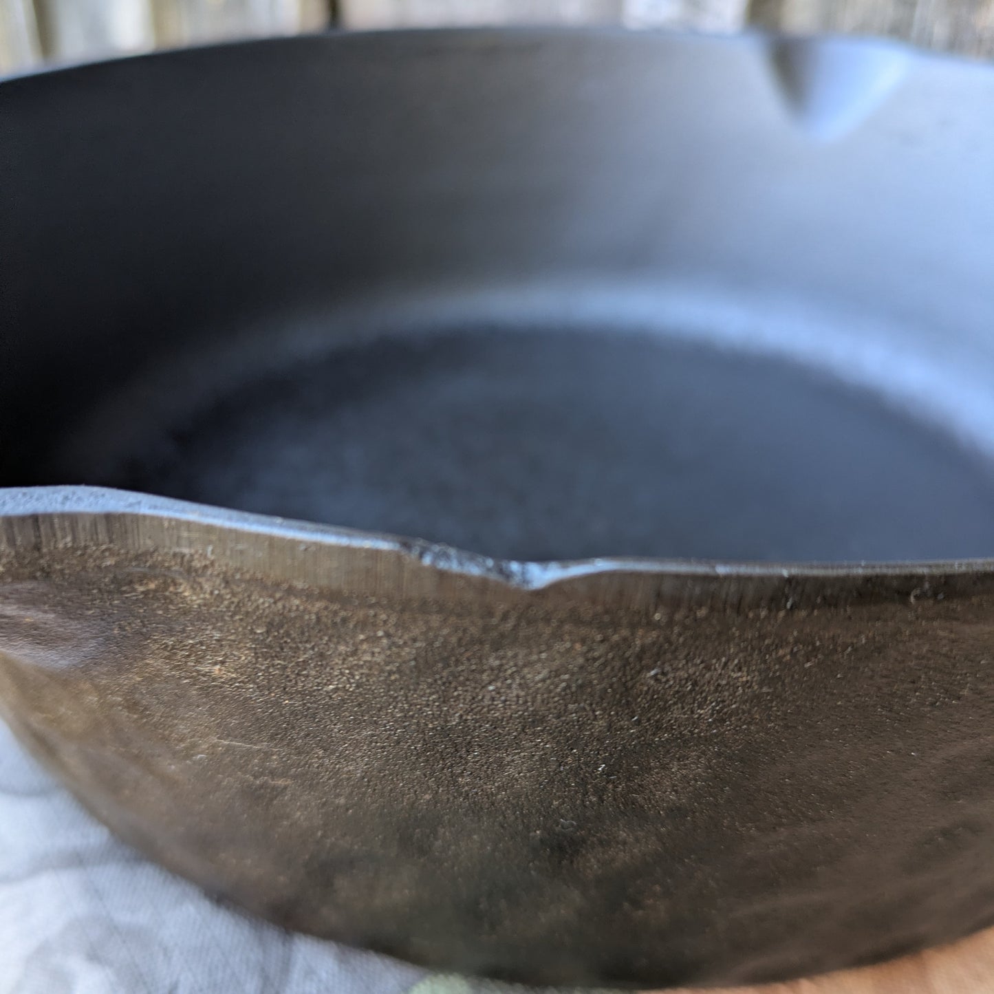 Ugly Hammered #8 Cast Iron Deep Skillet or Chicken Fryer with Lid