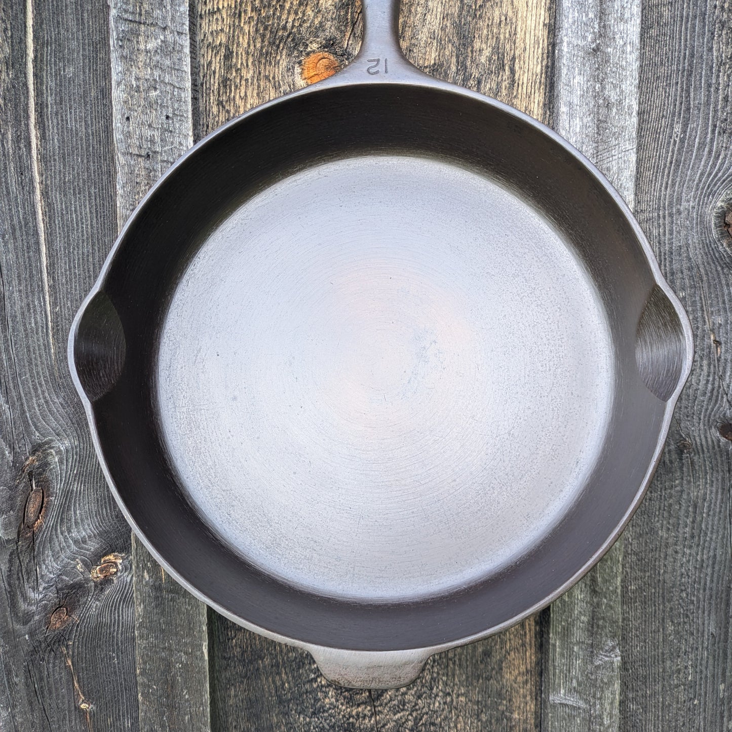 Vintage Unmarked Wagner Ware #12 Cast Iron Skillet 14 Inch