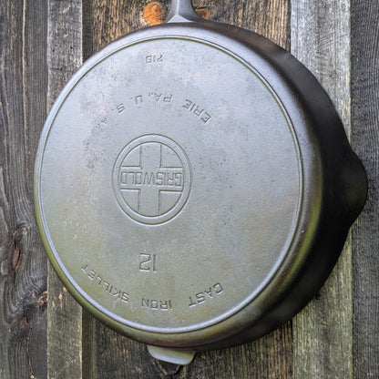 Griswold #12 Large Cast Iron Skillet with Large Block Logo and Heat Ring 719
