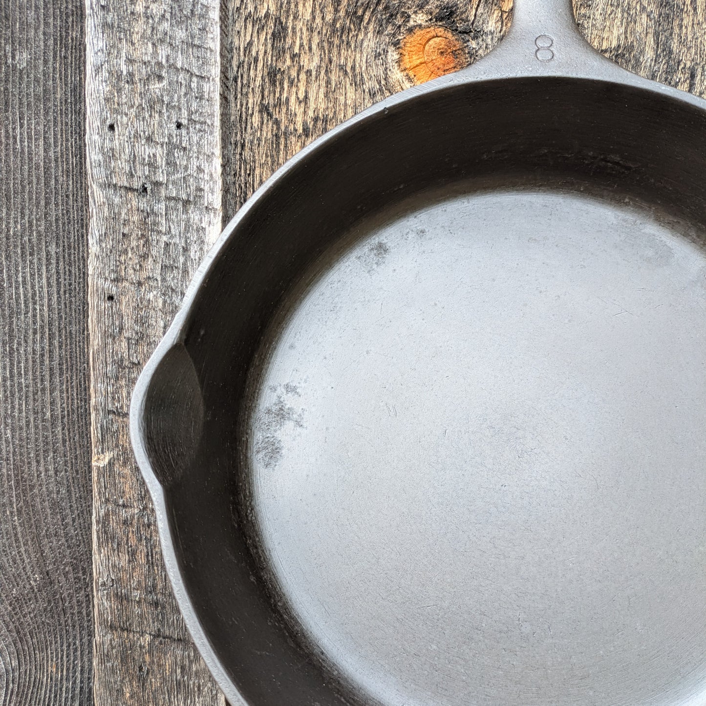 Wagner Ware #8 Cast Iron Skillet 1058 with Self Basting Lid