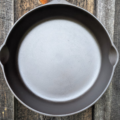 Vintage Wagner Ware #9 Cast Iron Skillet 1059