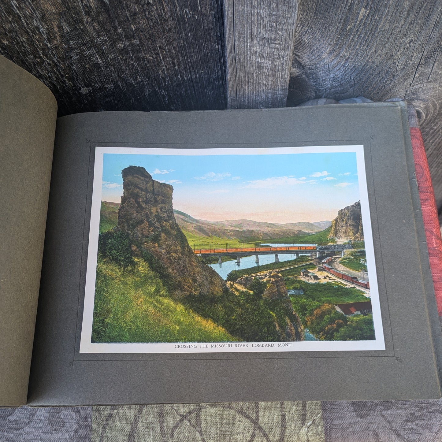 Antique 1914 Lake Michigan to Puget Sound Along the Chicago, Milwaukee & St. Paul Railway Scenic Guide Book Souvenir with Full Color Illustrations