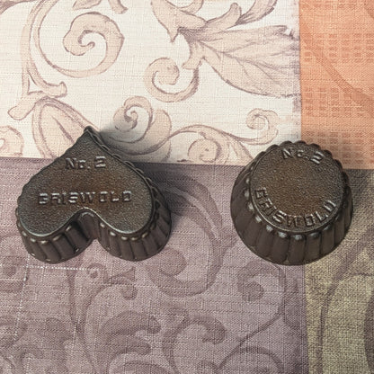 Griswold Deep Patty Bowl and Deep and Shallow Patty Molds