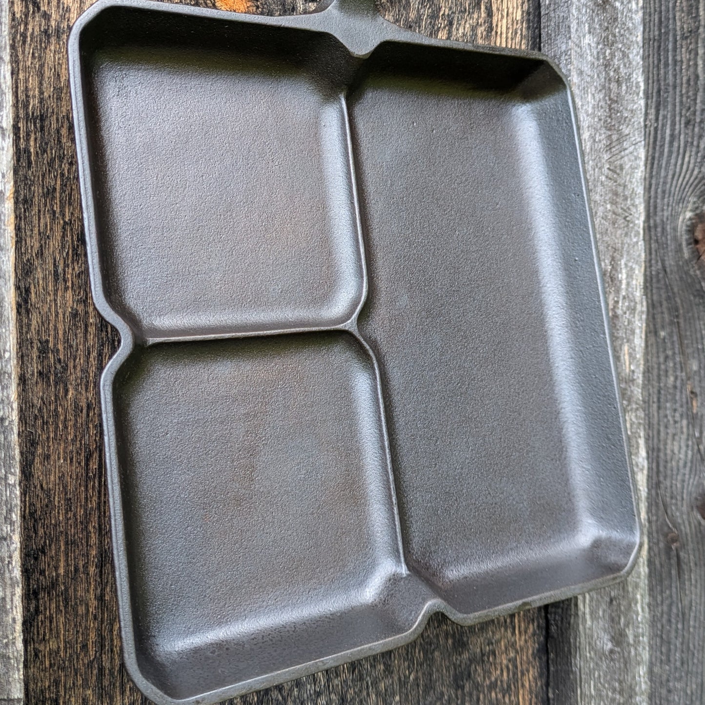 Griswold Cast Iron Square Colonial Breakfast Skillet 666
