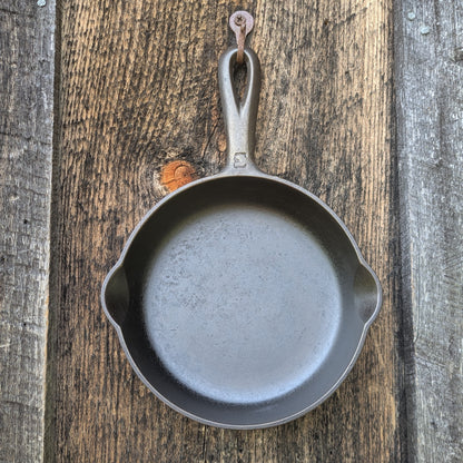 Griswold Large Block Logo #3 Cast Iron Skillet with Heat Ring 709 B