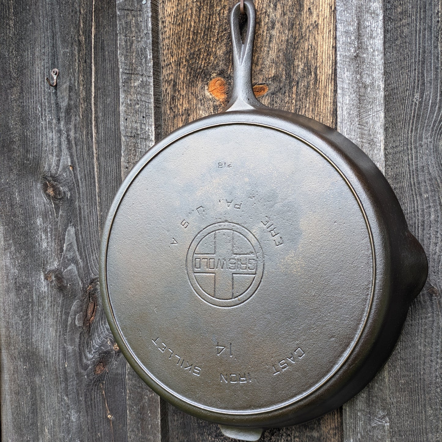 Griswold #14 Cast Iron Skillet with Large Block Logo 718