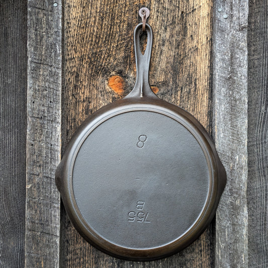 Griswold Made Unmarked Victor #8 Cast Iron Skillet 755 B