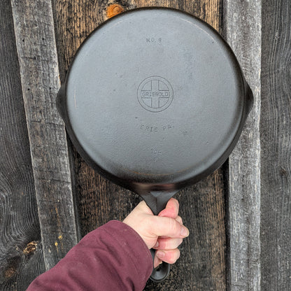Vintage Griswold #8 Cast Iron Skillet with Small Block Logo and Early Handle 704 F