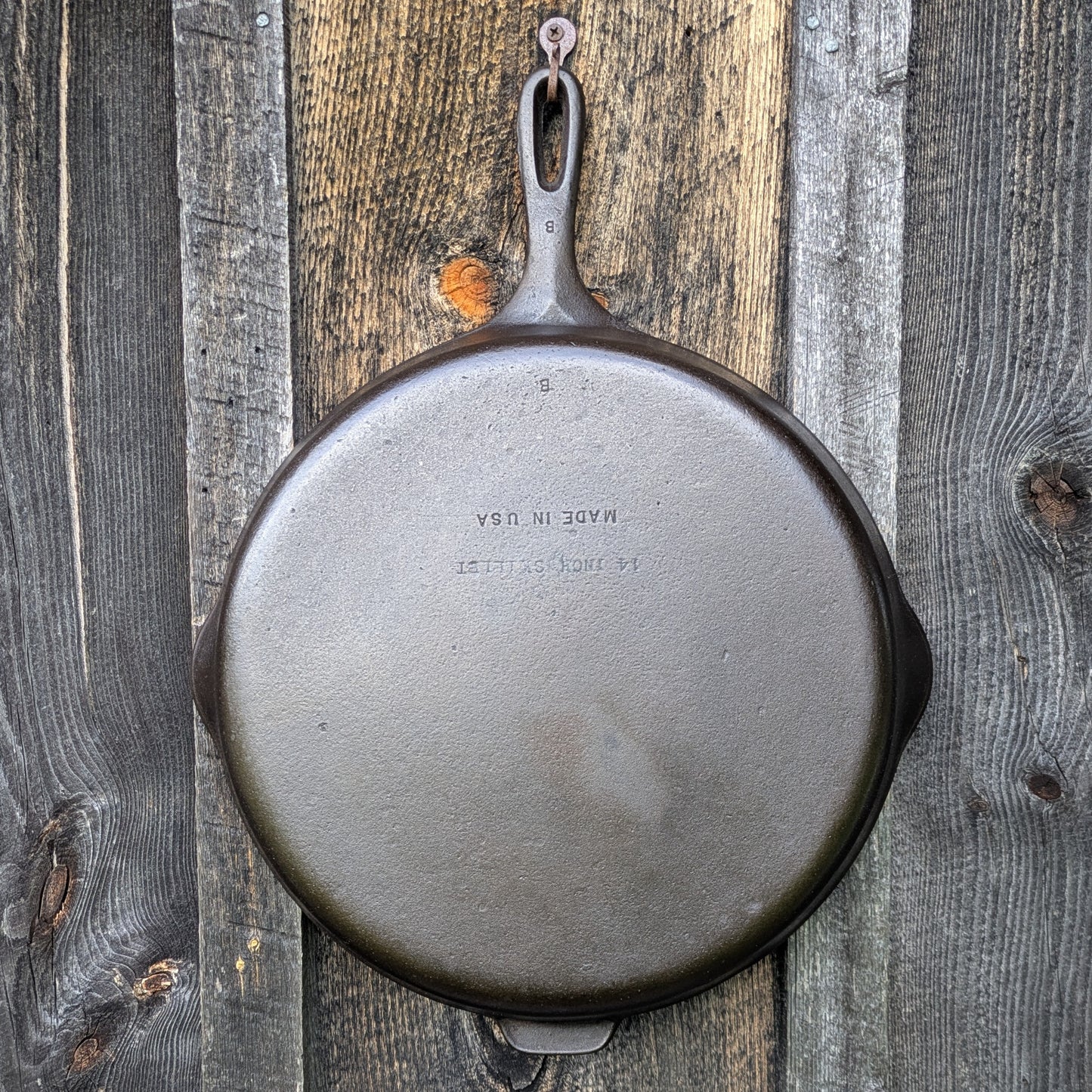 Vintage Unmarked Wagner Ware #12 Cast Iron Skillet 14 Inch