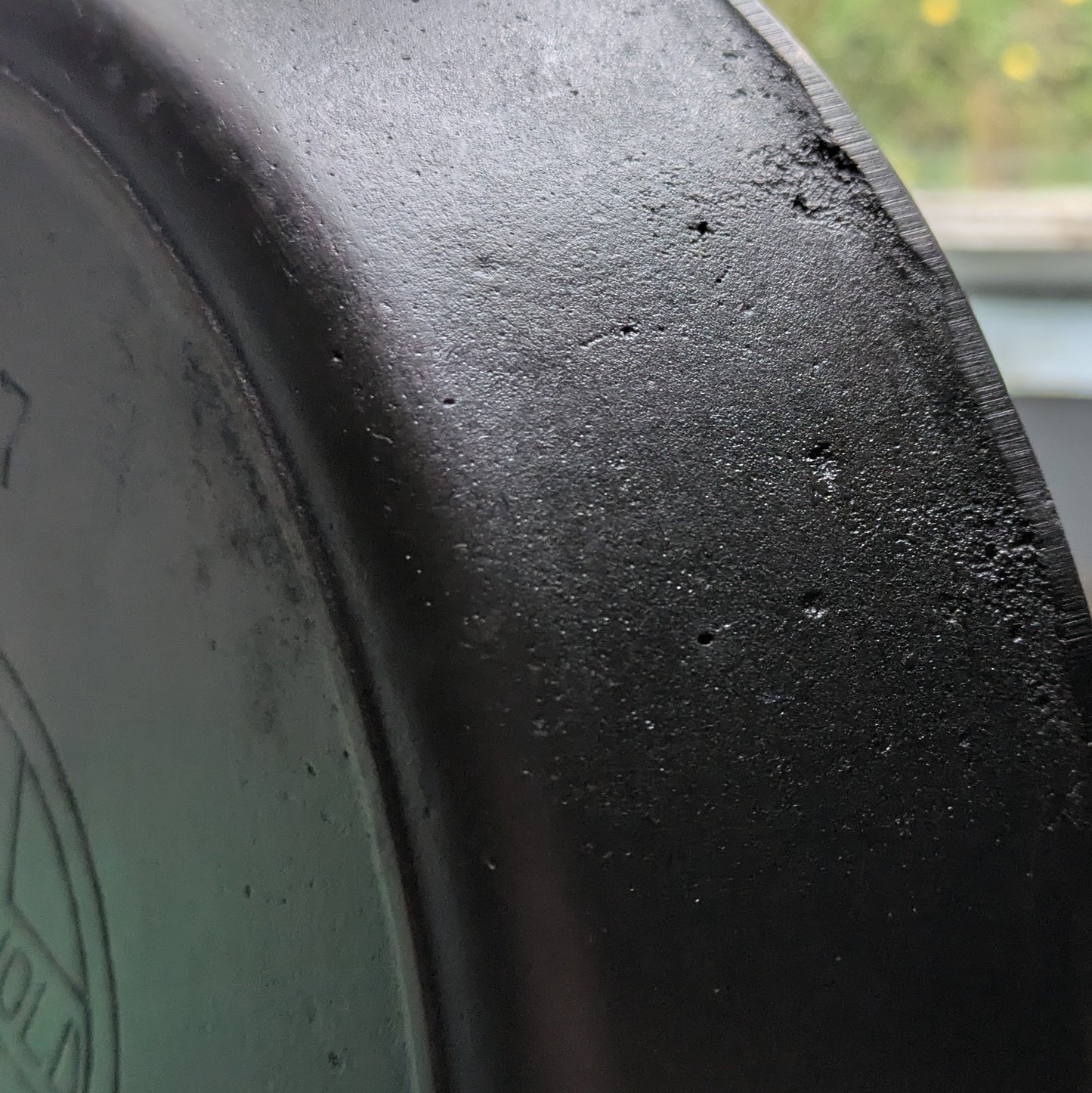 Vintage Griswold #7 Cast Iron Skillet with Slant Erie Logo 701 A