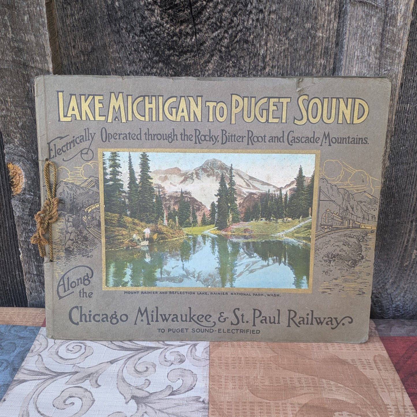 Antique 1914 Lake Michigan to Puget Sound Along the Chicago, Milwaukee & St. Paul Railway Scenic Guide Book Souvenir with Full Color Illustrations