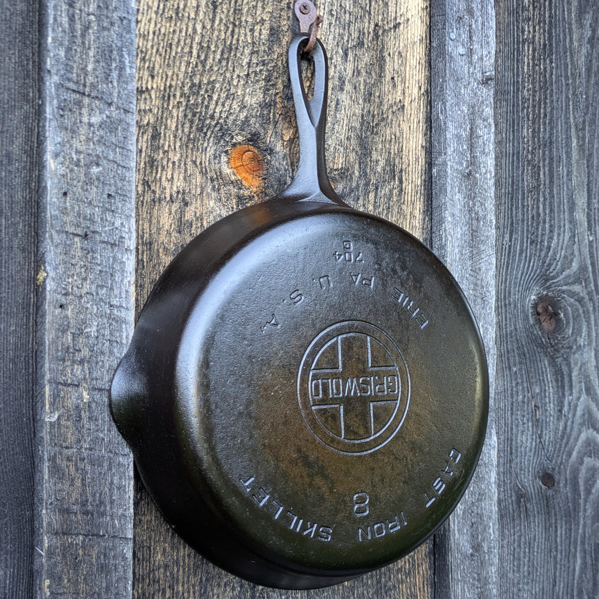 Griswold #8 Large Block Logo Cast Iron Skillet Smooth Bottom 704 G