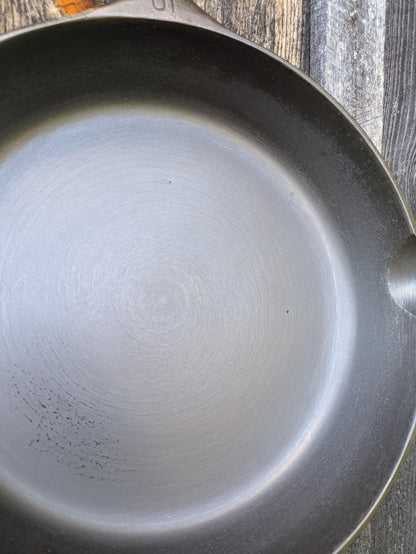 Vintage Large Wagner Ware #10 Cast Iron Skillet Sidney O 1060 S